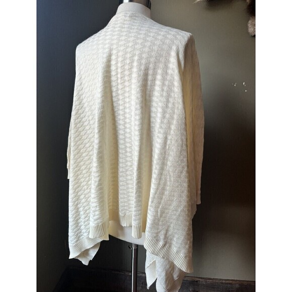 Lululemon Womens Divinity Poncho Sweater Shawl Wrap Light Ivory One Size - Picture 3 of 5